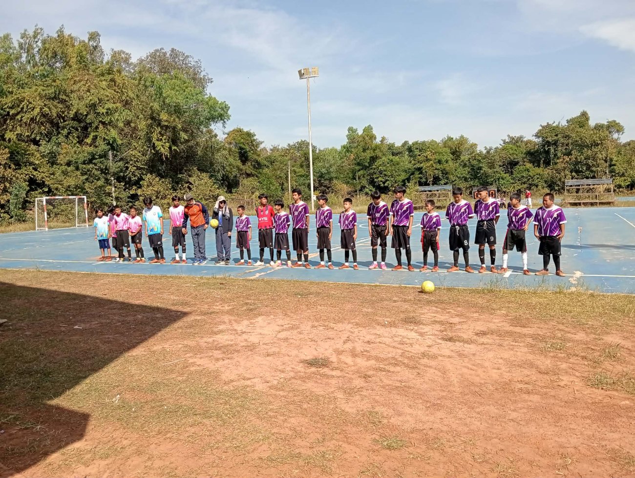 วันศุกร์ที่ 28 พฤศจิกายน 2568  นางรัตนาภรณ์ คงพราหมณ์ นายกเทศมนตรีตำบลเรณูนคร ให้ความอนุเคราะห์ตามหนังสือขอใช้สนามกีฬาเมืองเวสเตเดียมเพื่อทำการแข่งขันกีฬาและกรีฑานักเรียน การแข่งขันกีฬาเครือข่ายโคกหินแฮ่ ท่าลาด นาขาม และโรงเรียนขยายโอกาส ประจำปี 2568  ณ สนามกีฬาเมืองเวสเตเดียม อำเภอเรณูนคร จังหวัดนครพนม