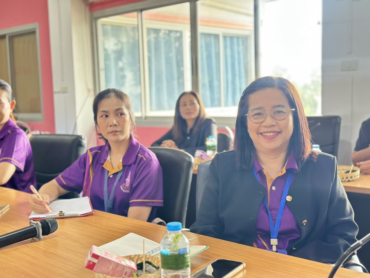 วันศุกร์ ที่ 31 กรกฎาคม 2569 นางรัตนาภรณ์ คงพราหมณ์ นายกเทศมนตรีตำบลเรณูนคร มอบหมายให้ ว่าที่ร้อยเอก ธนาวุฒิ ศรีอินทร์ รองปลัดเทศบาล รักษาราชการแทน ปลัดเทศบาล พร้อมด้วยนายระพีพัฒน์ มหาโคตร ผู้ทรงคุณวุฒิ นางเยาวลักษณ์ เขจรฤทธิ์ ผอ.กองสาธารณสุขฯ และบุคลากรเทศบาลตำบลเรณูนคร เข้าศึกษาดูงานระบบดิจิทัลชุมชน (PODD)  ณ เทศบาลตำบลธาตุพนมใต้ อำเภอธาตุพนม จังหวัดนครพนม